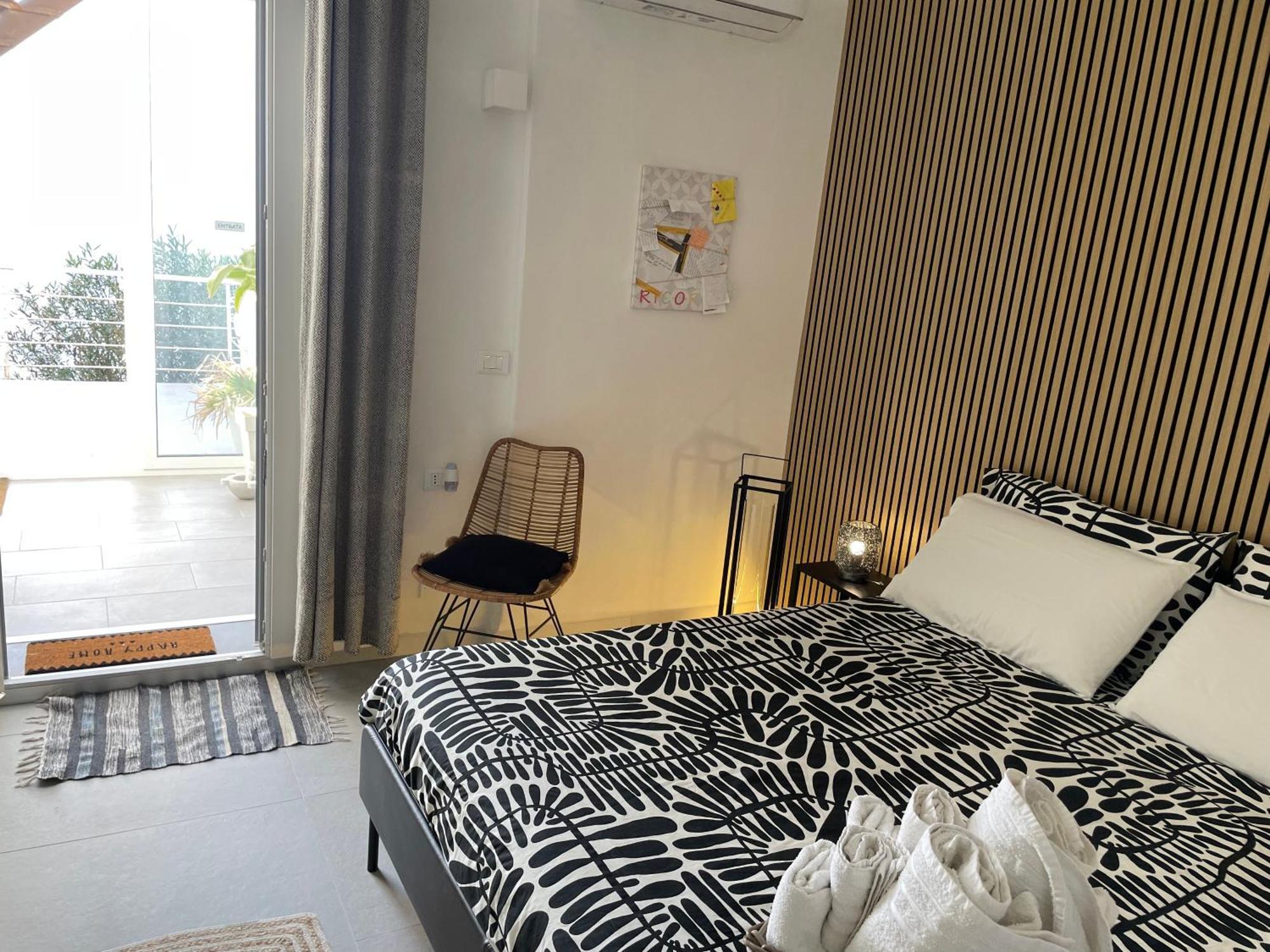 Sea View Life Hotel คารินิ ภายนอก รูปภาพ